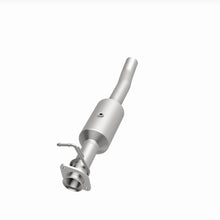 Load image into Gallery viewer, MagnaFlow Exhaust Products 280445 OEM Grade Direct-Fit Catalytic Converter for Select Ford F-53 Motorhome Chassis, Ford F-59 Commercial Stripped Chassis, Ford F-650, Ford F-750