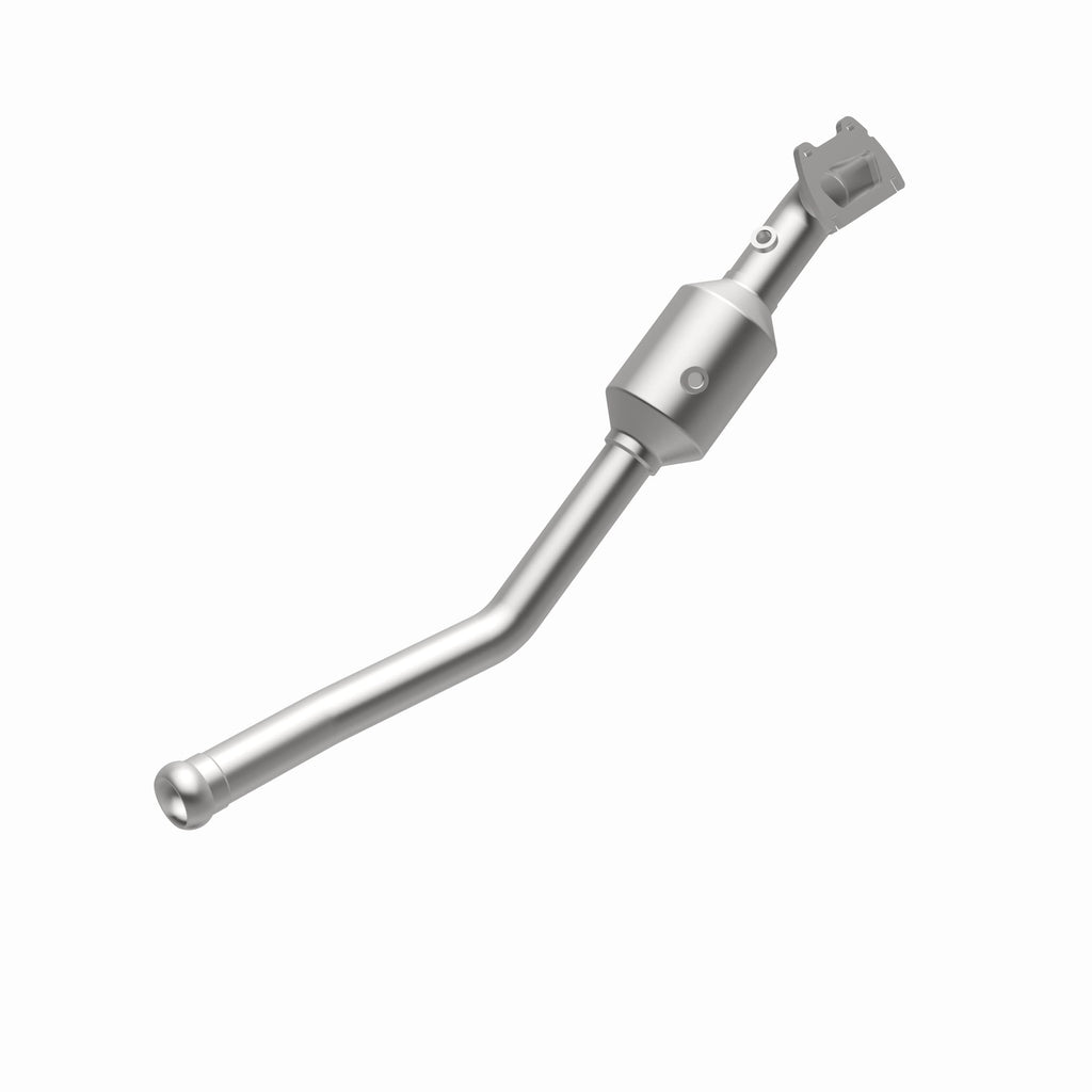 MagnaFlow Exhaust Products 21-250 OEM Grade Direct-Fit Catalytic Converter for Select Dodge Durango, Jeep Grand Cherokee