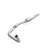 Load image into Gallery viewer, MagnaFlow Exhaust Products 93480 HM Grade Direct-Fit Catalytic Converter for Select Chevrolet Avalanche 2500, Chevrolet Silverado HD, Chevrolet Silverado HD Classic, Chevrolet Silverado 3500, Chevrolet Silverado Classic, Chevrolet Suburban 2500, GMC