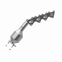 Load image into Gallery viewer, MagnaFlow Exhaust Products 49899 OEM Grade Manifold Catalytic Converter for Select Hyundai Equus, Hyundai Genesis