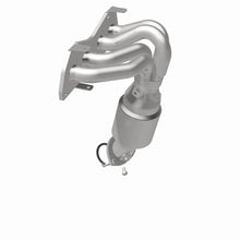 Load image into Gallery viewer, MagnaFlow Exhaust Products 5531800 California CARB Manifold Catalytic Converter for Select Toyota Camry