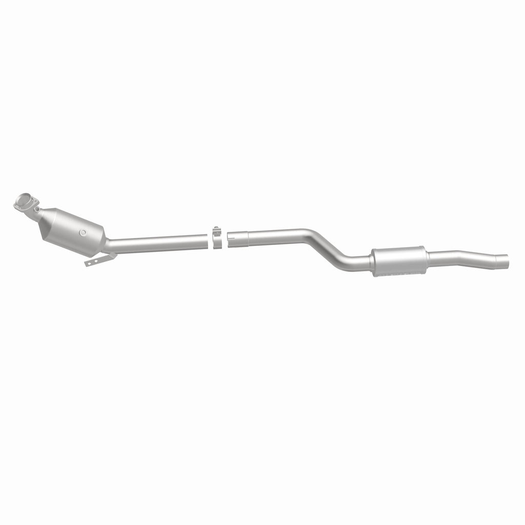 MagnaFlow Exhaust Products 21-498 OEM Grade Direct-Fit Catalytic Converter for Select Mercedes-Benz C300