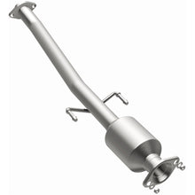 Load image into Gallery viewer, MagnaFlow Exhaust Products 280116 OEM Grade Direct-Fit Catalytic Converter for Select Toyota Highlander