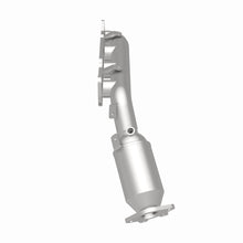 Load image into Gallery viewer, MagnaFlow Exhaust Products 22-093 OEM Grade Manifold Catalytic Converter for Select Hyundai Equus, Hyundai Genesis, Kia K900