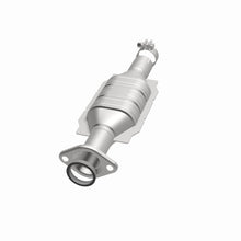Load image into Gallery viewer, MagnaFlow Exhaust Products 51518 OEM Grade Direct-Fit Catalytic Converter for Select Ford Escape, Mercury Mariner