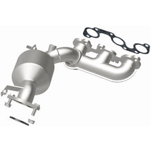 Load image into Gallery viewer, MagnaFlow Exhaust Products 5582834 California CARB Manifold Catalytic Converter for Select Toyota Sienna