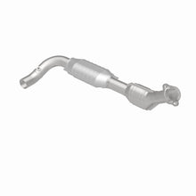 Load image into Gallery viewer, MagnaFlow Exhaust Products 447179 California CARB Direct-Fit Catalytic Converter for Select Ford E-150 Econoline, Ford E-150 Econoline Club Wagon, Ford E-250 Econoline