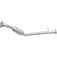 Load image into Gallery viewer, MagnaFlow Exhaust Products 4481228 California CARB Direct-Fit Catalytic Converter for Select Saturn Vue