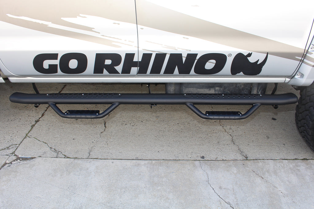 17-20-Ford-F-250F-350-Super-Duty-Dominator-D4-Sidesteps---Cab-Length---Tex-Blk