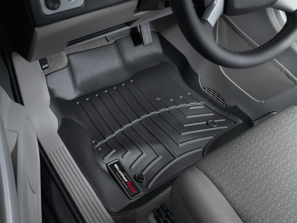Weathertech 440231 FloorLiner™ DigitalFit® for Select Chevrolet Equinox, Pontiac Torrent