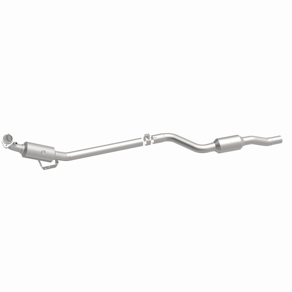 MagnaFlow Exhaust Products 21-440 OEM Grade Direct-Fit Catalytic Converter for Select Mercedes-Benz GLK350