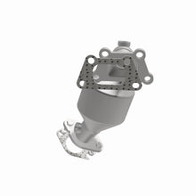 Load image into Gallery viewer, MagnaFlow Exhaust Products 5582220 California CARB Manifold Catalytic Converter for Select Cadillac SRX, Saab 9-4X