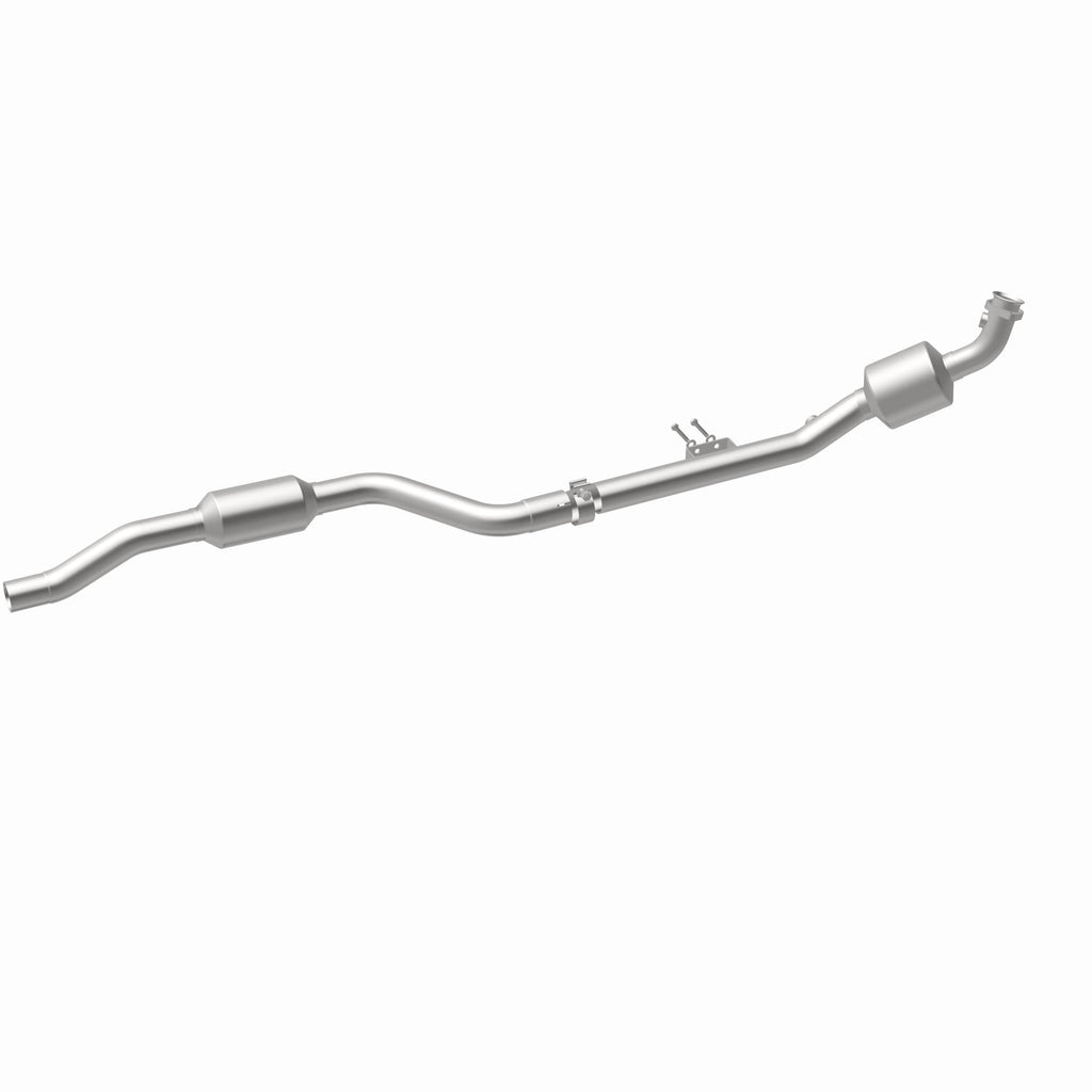 MagnaFlow Exhaust Products 551706 California CARB Direct-Fit Catalytic Converter for Select Mercedes-Benz CLS500, Mercedes-Benz E500