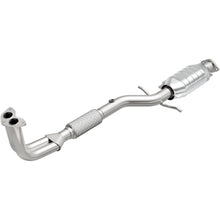 Load image into Gallery viewer, MagnaFlow Exhaust Products 457026 California CARB Direct-Fit Catalytic Converter for Select Hyundai Sonata