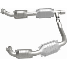 Load image into Gallery viewer, MagnaFlow Exhaust Products 49439 OEM Grade Direct-Fit Catalytic Converter for Select Ford E-150, Ford E-150 Club Wagon, Ford E-250, Ford E-350 Club Wagon, Ford E-350 Super Duty, Ford E-450 Super Duty