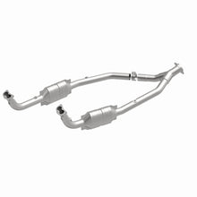 Load image into Gallery viewer, MagnaFlow Exhaust Products 4551028 California CARB Direct-Fit Catalytic Converter for Select Land Rover Discovery