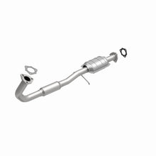 Load image into Gallery viewer, MagnaFlow Exhaust Products 23535 HM Grade Direct-Fit Catalytic Converter for Select Saturn SC1, Saturn SL, Saturn SL1, Saturn SW1