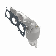 Load image into Gallery viewer, MagnaFlow Exhaust Products 51057 OEM Grade Manifold Catalytic Converter for Select Hyundai Azera, Hyundai Sonata, Kia Amanti