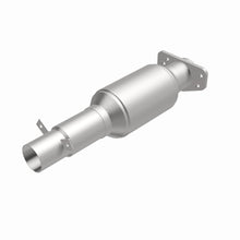 Load image into Gallery viewer, MagnaFlow Exhaust Products 3391486 California CARB Direct-Fit Catalytic Converter for Select Chevrolet S10, Chevrolet S10 Blazer, GMC Jimmy, GMC S15, GMC S15 Jimmy, GMC Sonoma, GMC Syclone, GMC Typhoon, Oldsmobile Bravada