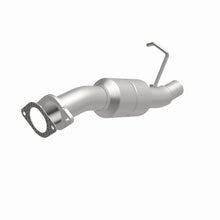 Load image into Gallery viewer, MagnaFlow Exhaust Products 23781 HM Grade Direct-Fit Catalytic Converter for Select Chevrolet Avalanche 2500, Chevrolet Silverado HD, Chevrolet Silverado HD Classic, Chevrolet Silverado Classic, Chevrolet Suburban 2500, GMC Sierra HD, GMC Sierra HD
