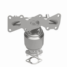 Load image into Gallery viewer, MagnaFlow Exhaust Products 52782 OEM Grade Manifold Catalytic Converter for Select Kia Sedona