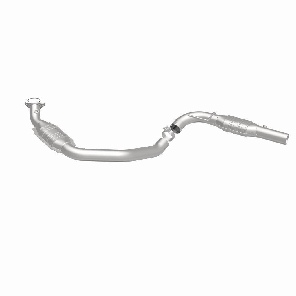 MagnaFlow Exhaust Products 447267 California CARB Direct-Fit Catalytic Converter for Select Chevrolet Express 2500, Chevrolet Express 3500, GMC Savana 2500, GMC Savana