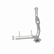 Load image into Gallery viewer, MagnaFlow Exhaust Products 4651508 California CARB Direct-Fit Catalytic Converter for Select Lincoln Navigator