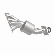 Load image into Gallery viewer, MagnaFlow Exhaust Products 5631441 California CARB Manifold Catalytic Converter for Select Toyota Prius C