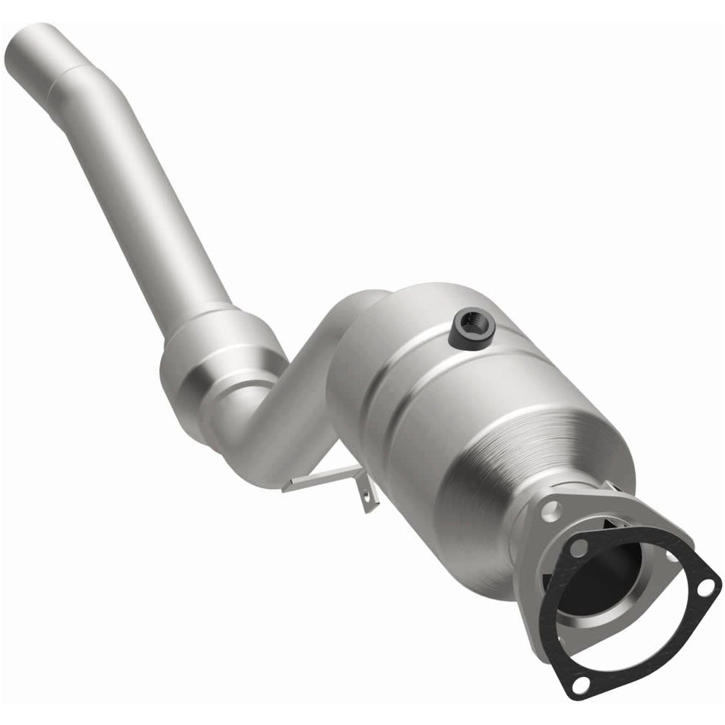 MagnaFlow Exhaust Products 51462 OEM Grade Direct-Fit Catalytic Converter for Select Audi A4, Audi A4 Quattro