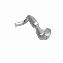 Load image into Gallery viewer, MagnaFlow Exhaust Products 4583087 California CARB Direct-Fit Catalytic Converter for Select Ford Expedition