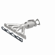 Load image into Gallery viewer, MagnaFlow Exhaust Products 452304 California CARB Manifold Catalytic Converter for Select Chevrolet Malibu