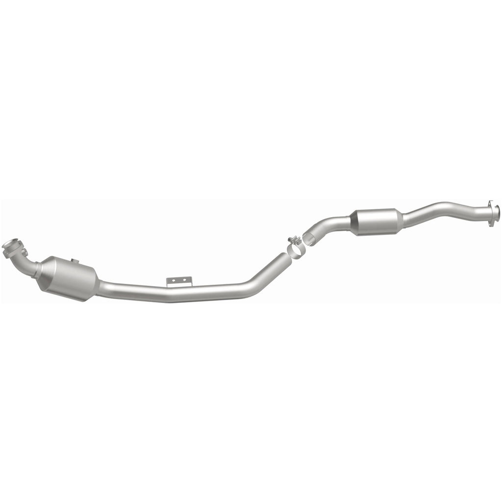MagnaFlow Exhaust Products 51665 OEM Grade Direct-Fit Catalytic Converter for Select Mercedes-Benz E350