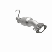 Load image into Gallery viewer, MagnaFlow Exhaust Products 23781 HM Grade Direct-Fit Catalytic Converter for Select Chevrolet Avalanche 2500, Chevrolet Silverado HD, Chevrolet Silverado HD Classic, Chevrolet Silverado Classic, Chevrolet Suburban 2500, GMC Sierra HD, GMC Sierra HD