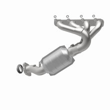 Load image into Gallery viewer, MagnaFlow Exhaust Products 452785 California CARB Manifold Catalytic Converter for Select Cadillac XLR