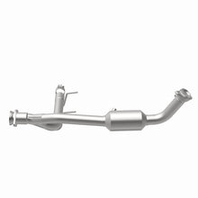 Load image into Gallery viewer, MagnaFlow Exhaust Products 4451165 California CARB Direct-Fit Catalytic Converter for Select Lincoln Navigator
