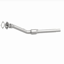 Load image into Gallery viewer, MagnaFlow Exhaust Products 16426 Metallic Grade Direct-Fit Catalytic Converter for Select Volkswagen Beetle, Volkswagen Golf, Volkswagen Jetta