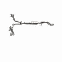 Load image into Gallery viewer, MagnaFlow Exhaust Products 24437 HM Grade Direct-Fit Catalytic Converter for Select Dodge Dakota