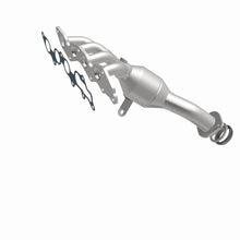 Load image into Gallery viewer, MagnaFlow Exhaust Products 5631851 California CARB Manifold Catalytic Converter for Select Mazda 6