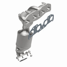 Load image into Gallery viewer, MagnaFlow Exhaust Products 5481295 California CARB Manifold Catalytic Converter for Select Nissan Rogue