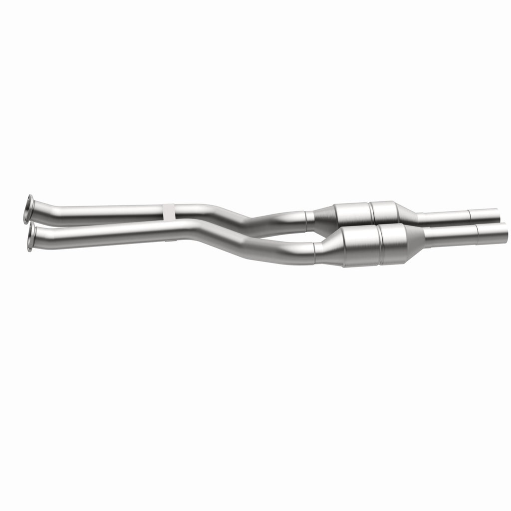 MagnaFlow Exhaust Products 24510 HM Grade Direct-Fit Catalytic Converter for Select BMW 325Ci, BMW 325i