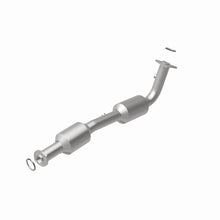 Load image into Gallery viewer, MagnaFlow Exhaust Products 5582630 California CARB Direct-Fit Catalytic Converter for Select Toyota Sequoia, Toyota Tundra