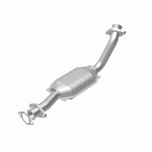 Load image into Gallery viewer, MagnaFlow Exhaust Products 93385 Standard Grade Direct-Fit Catalytic Converter for Select Ford Crown Victoria, Lincoln Town Car, Mercury Grand Marquis