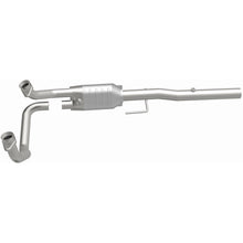 Load image into Gallery viewer, MagnaFlow Exhaust Products 3391285 California CARB Direct-Fit Catalytic Converter for Select Dodge Ram 1500, Dodge Ram