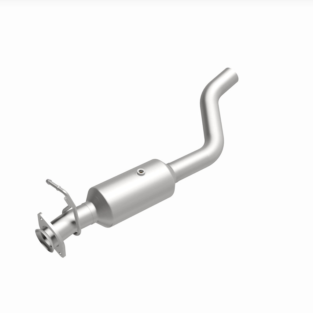 MagnaFlow Exhaust Products 280444 OEM Grade Direct-Fit Catalytic Converter for Select Ford F-650, Ford F-750
