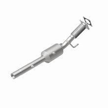 Load image into Gallery viewer, MagnaFlow Exhaust Products 5561377 California CARB Direct-Fit Catalytic Converter for Select Volkswagen Beetle