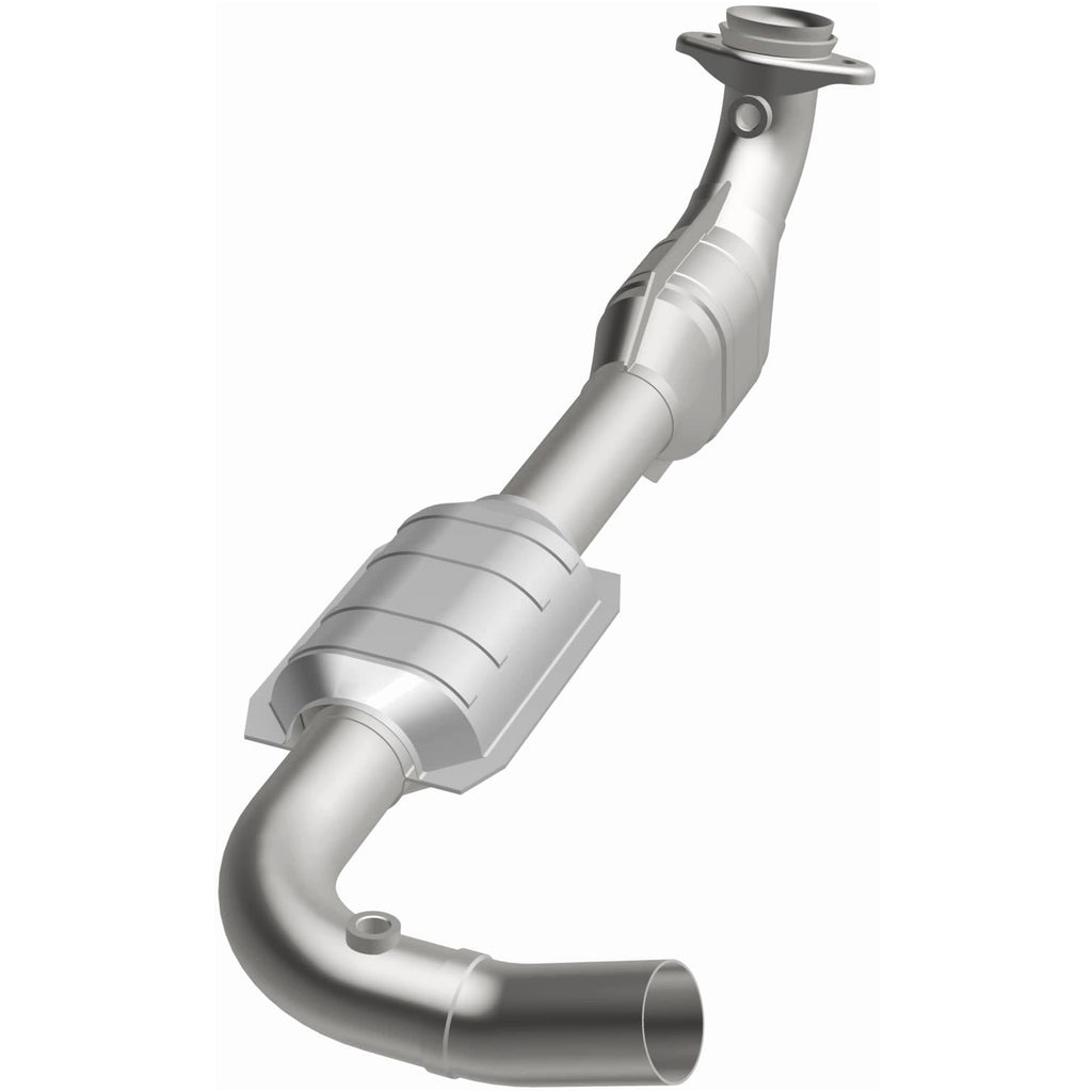 MagnaFlow Exhaust Products 51433 OEM Grade Direct-Fit Catalytic Converter for Select Ford E-150, Ford E-150 Club Wagon, Ford E-150 Econoline, Ford E-150 Econoline Club Wagon, Ford E-250