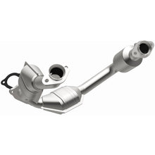 Load image into Gallery viewer, MagnaFlow Exhaust Products 441118 California CARB Direct-Fit Catalytic Converter for Select Ford Ranger, Mazda B3000