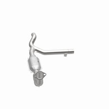 Load image into Gallery viewer, MagnaFlow Exhaust Products 447112 California CARB Direct-Fit Catalytic Converter for Select Ford Expedition