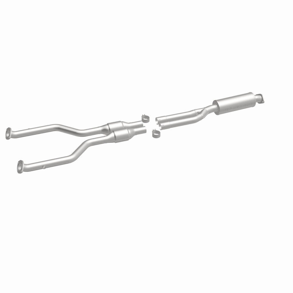 MagnaFlow Exhaust Products 23927 HM Grade Direct-Fit Catalytic Converter for Select Lexus IS250, Lexus IS350