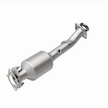 Load image into Gallery viewer, MagnaFlow Exhaust Products 6571690 California CARB Direct-Fit Catalytic Converter for Select Nissan NV200
